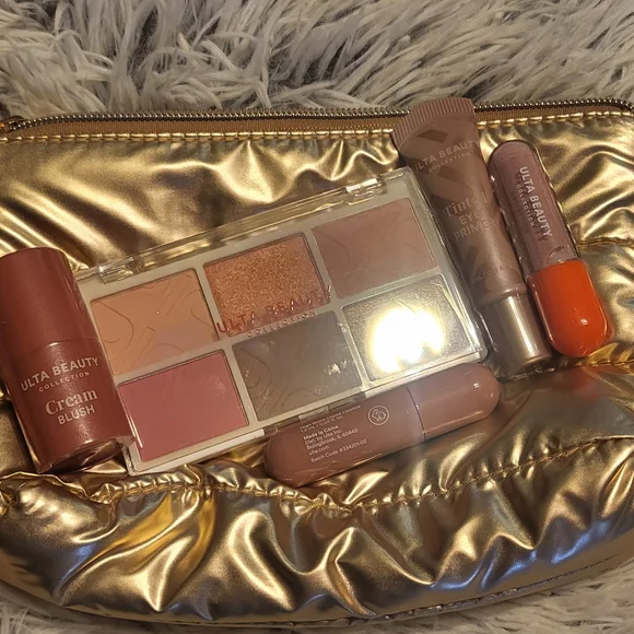 Ulta Beauty Gold Women's Bag - Picture 4 of 12